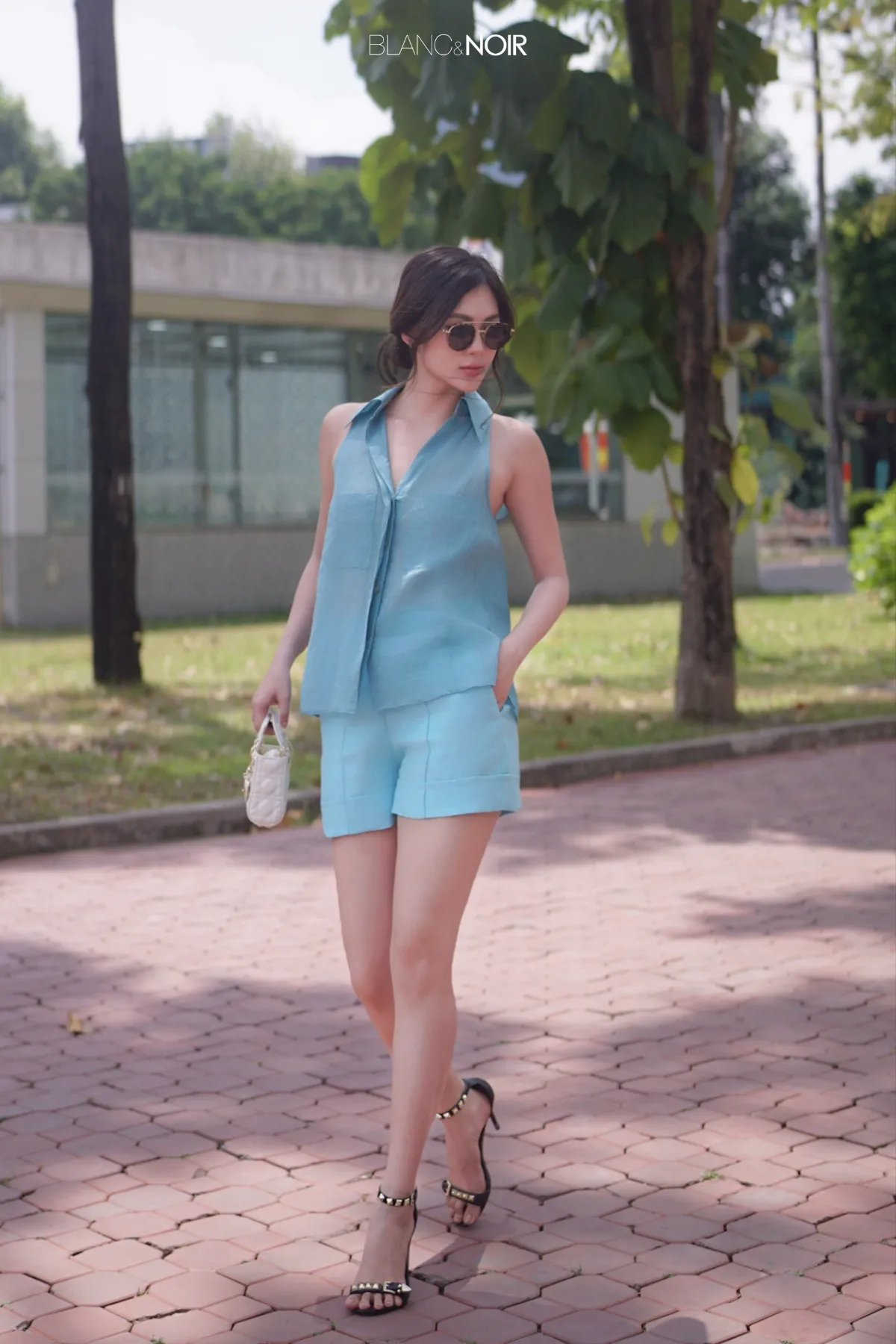 Aqua Sleveless Linen Shirt B