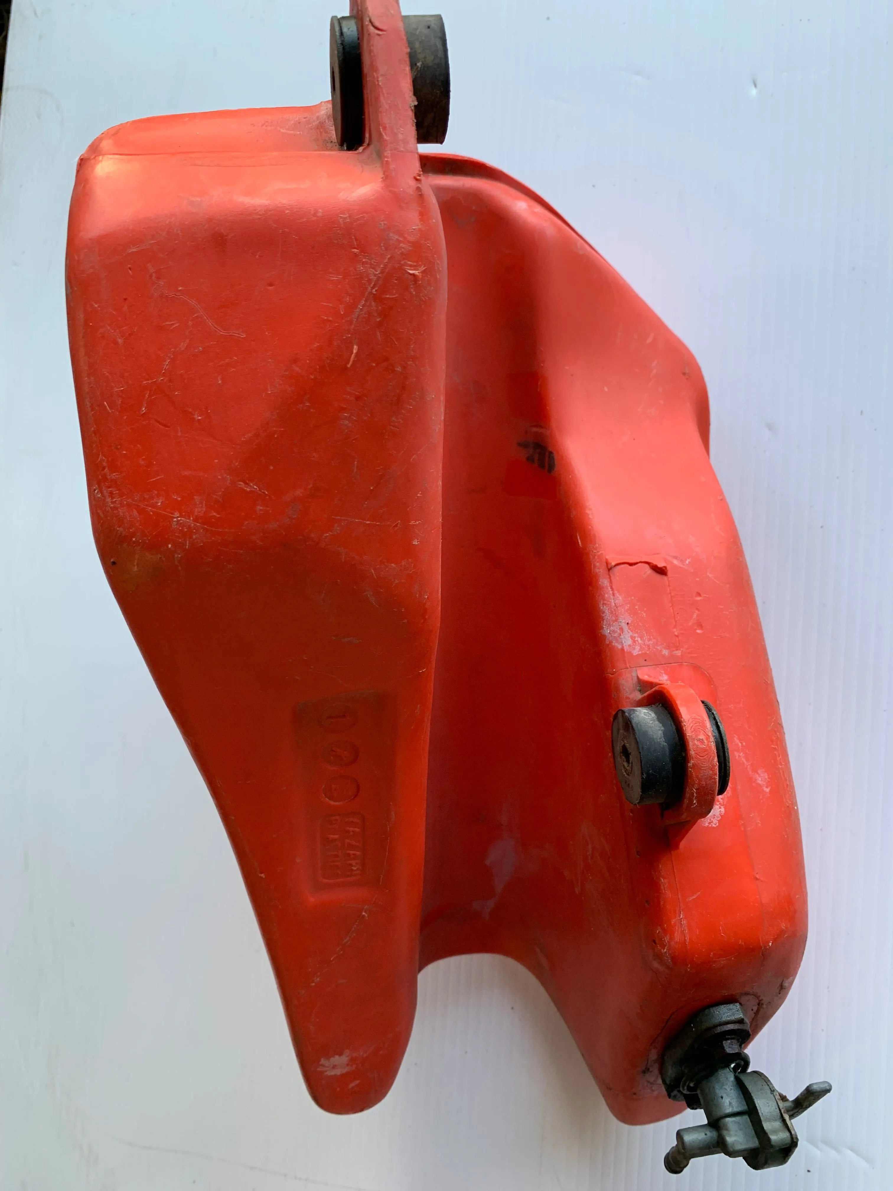 CR80R Gas Tank 1983-1984