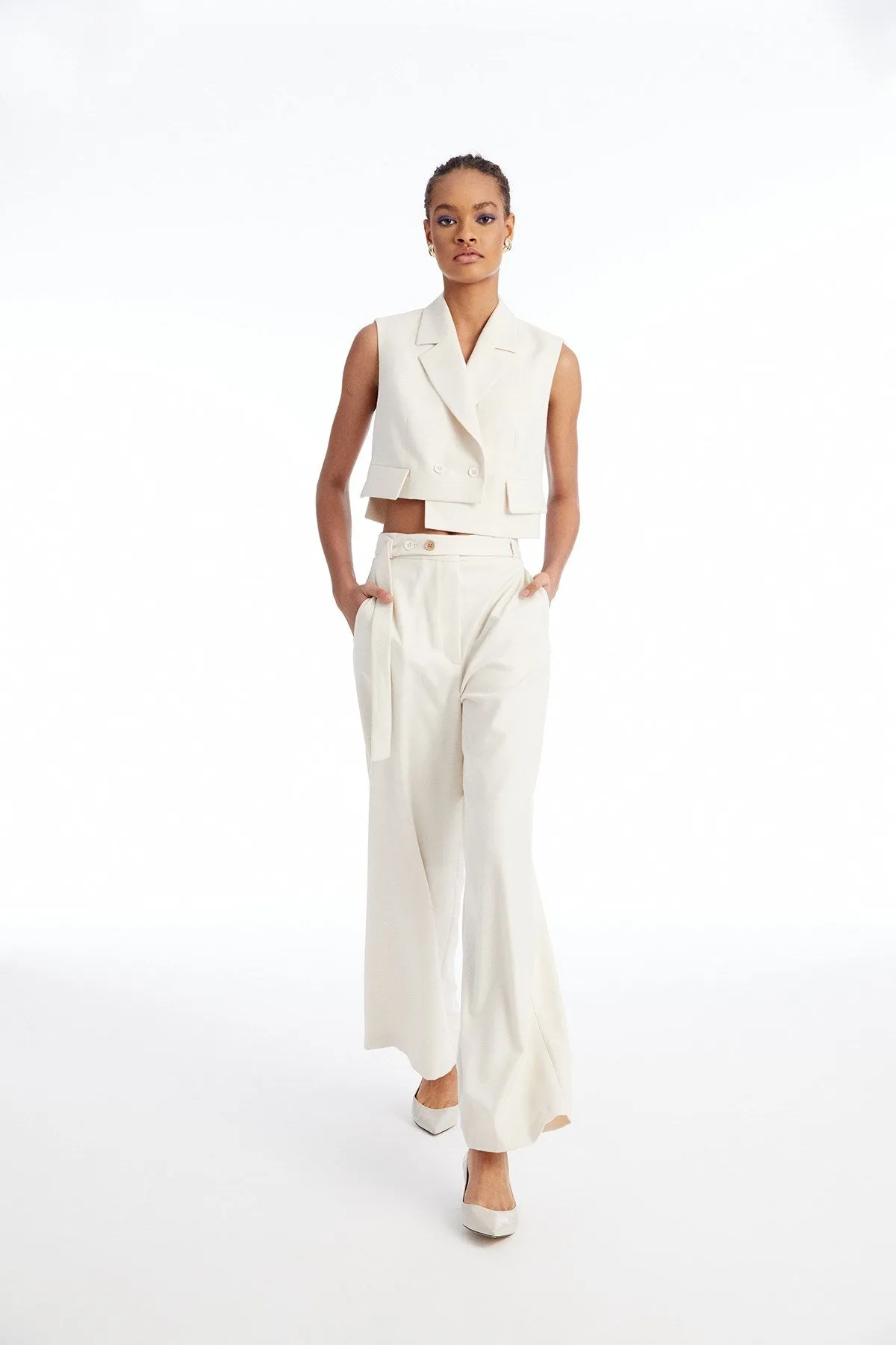 Ecru Crop Vest
