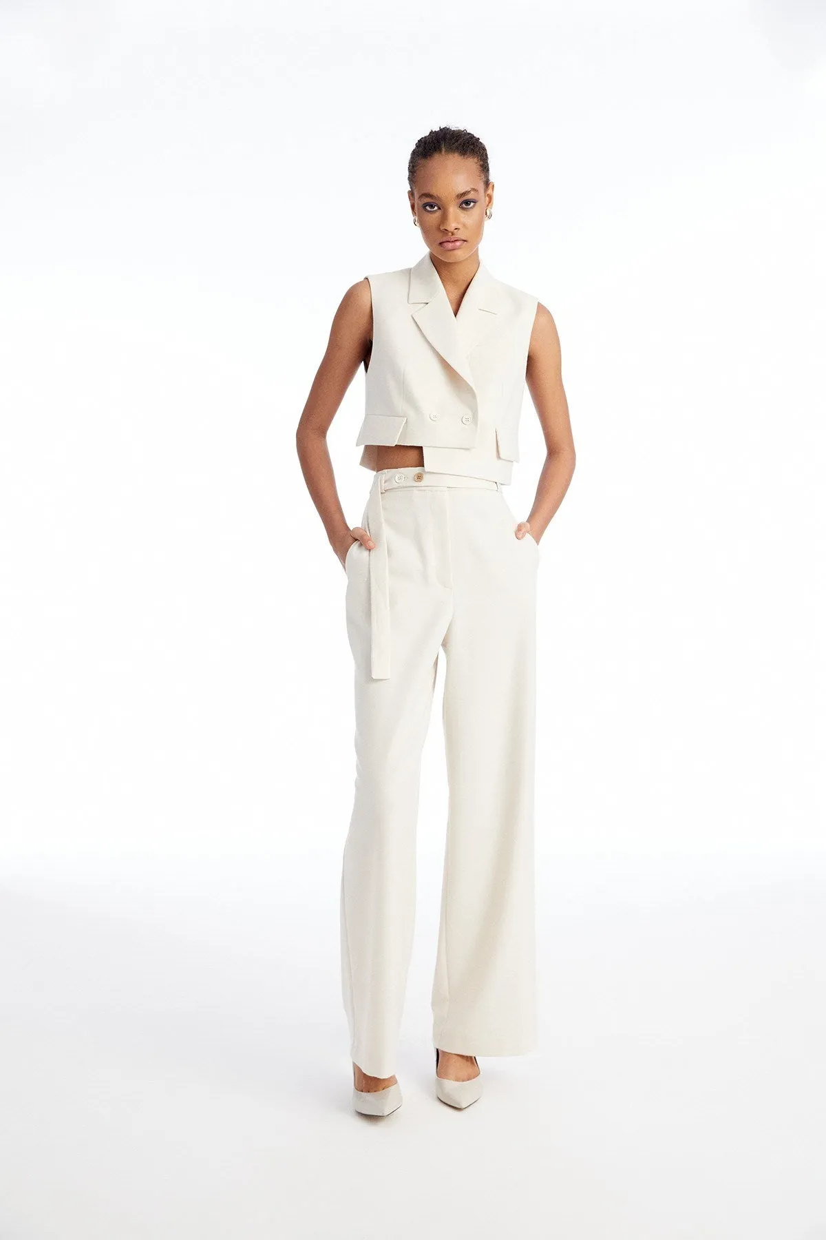 Ecru Crop Vest