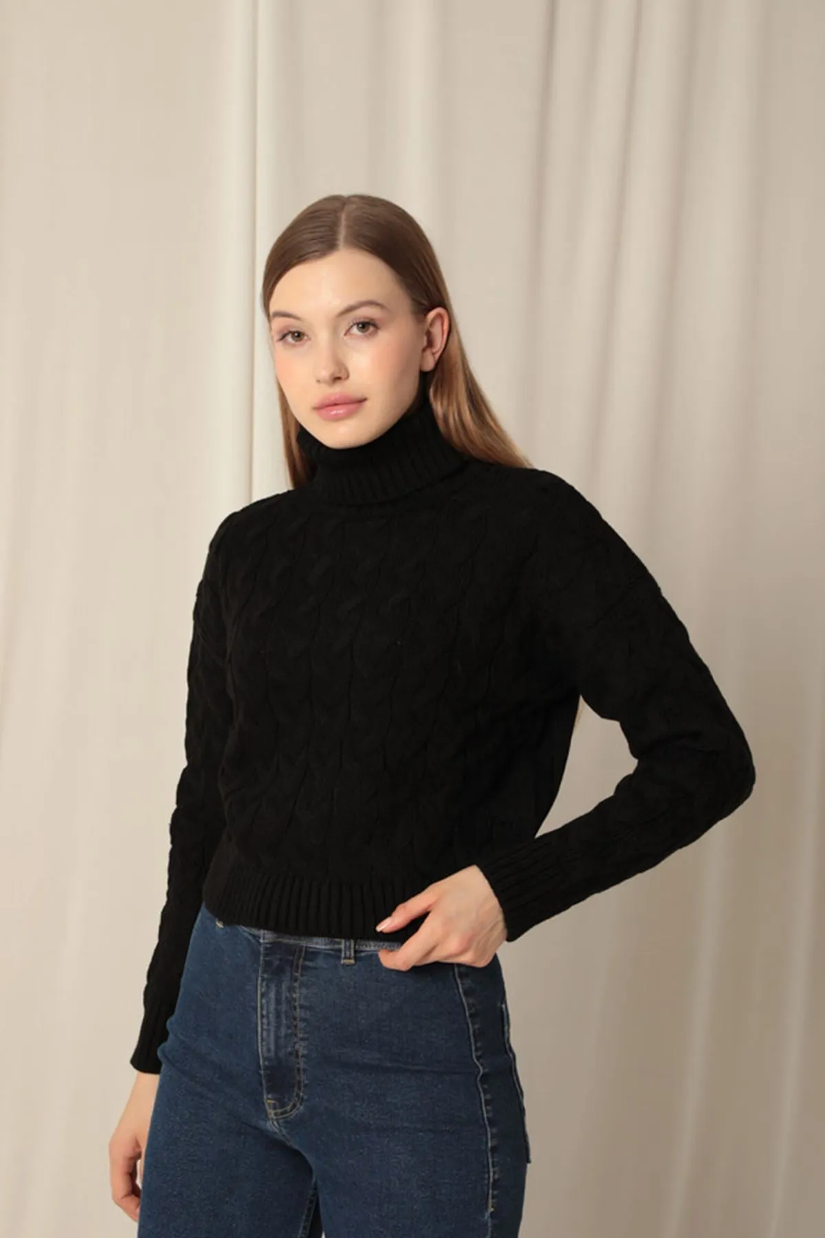 KKT Knitwear Fabric Knit Detailed Women's Black Sweater - Chatham
