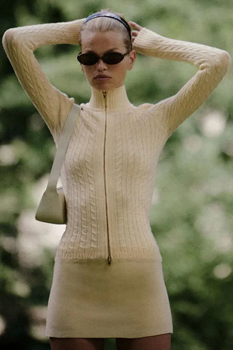 Long Sleeve Zipper Cable Knit Sweater