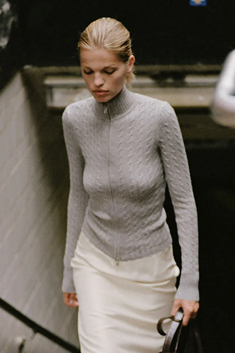 Long Sleeve Zipper Cable Knit Sweater