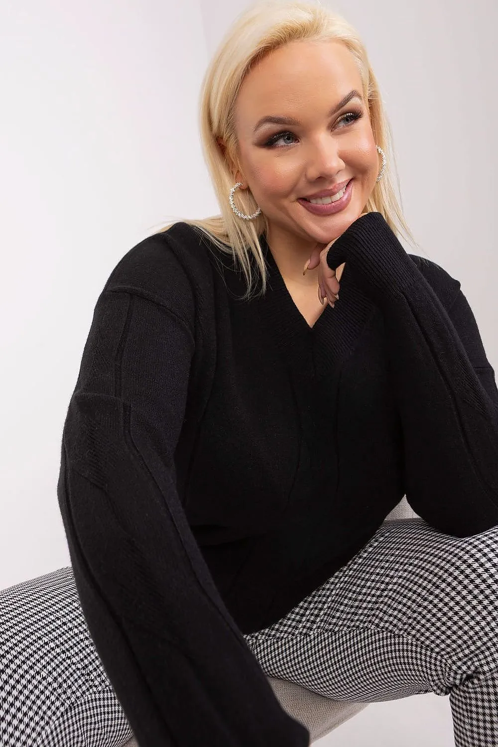 Plus size Red Black Knit Sweaters