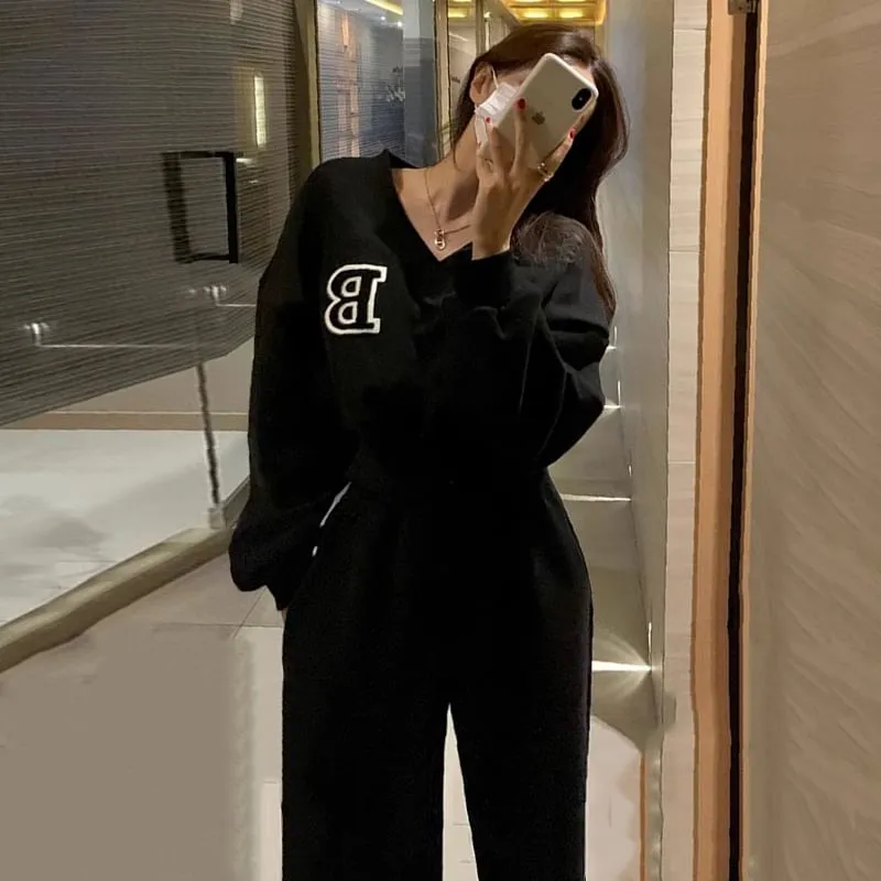 Set: V-Neck Lettering Pullover   Elastic Waist Plain Wide Leg Sweatpants