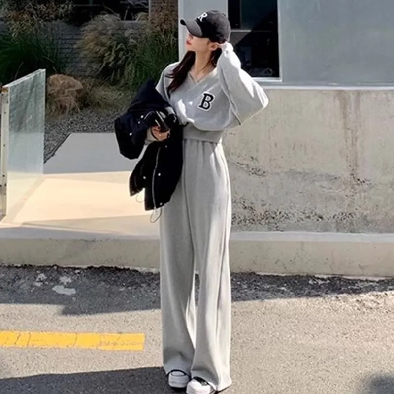 Set: V-Neck Lettering Pullover   Elastic Waist Plain Wide Leg Sweatpants