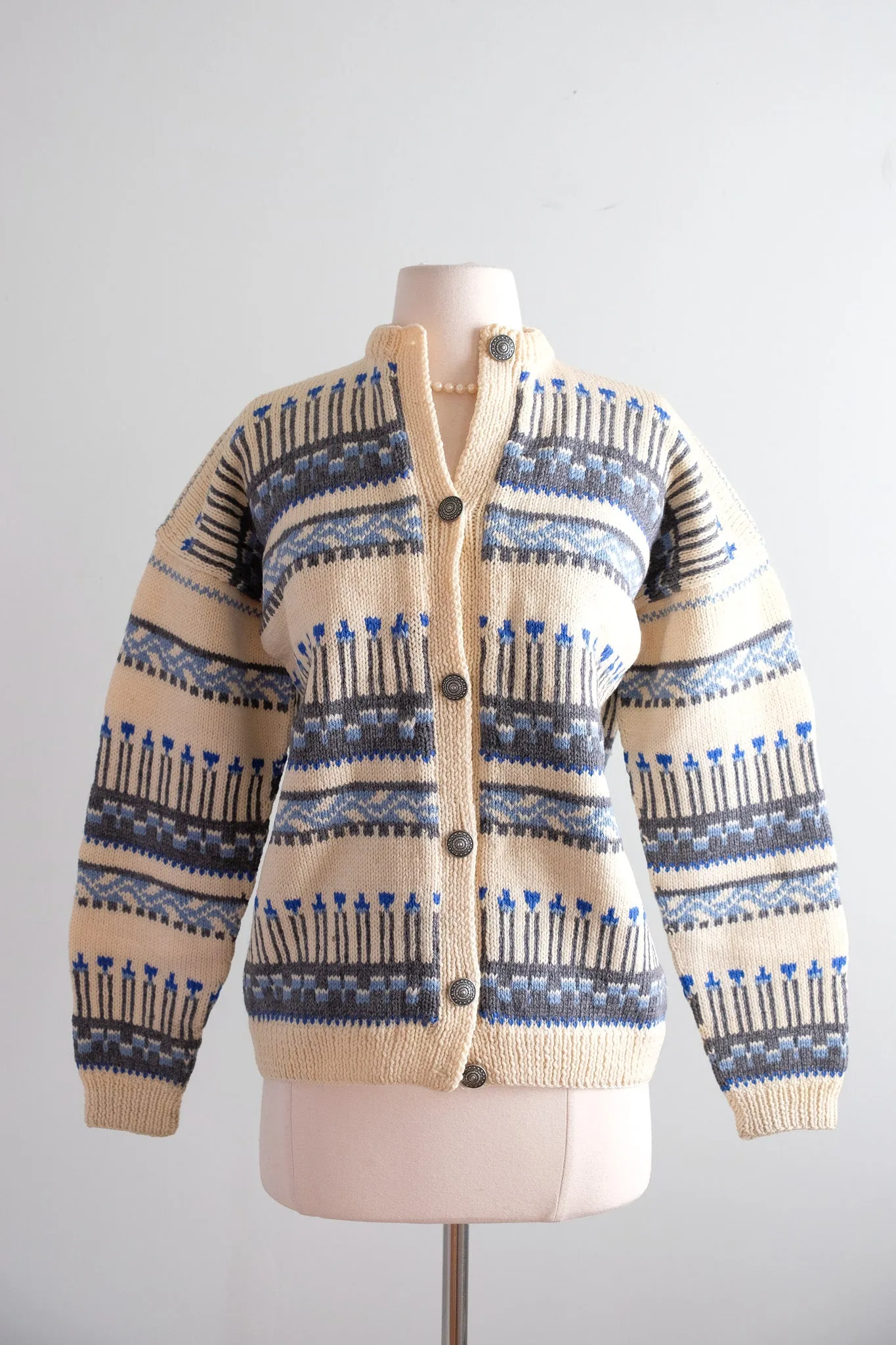 Vintage 1950's Blue & Ivory Nordic Wool Cardigan Sweater / L