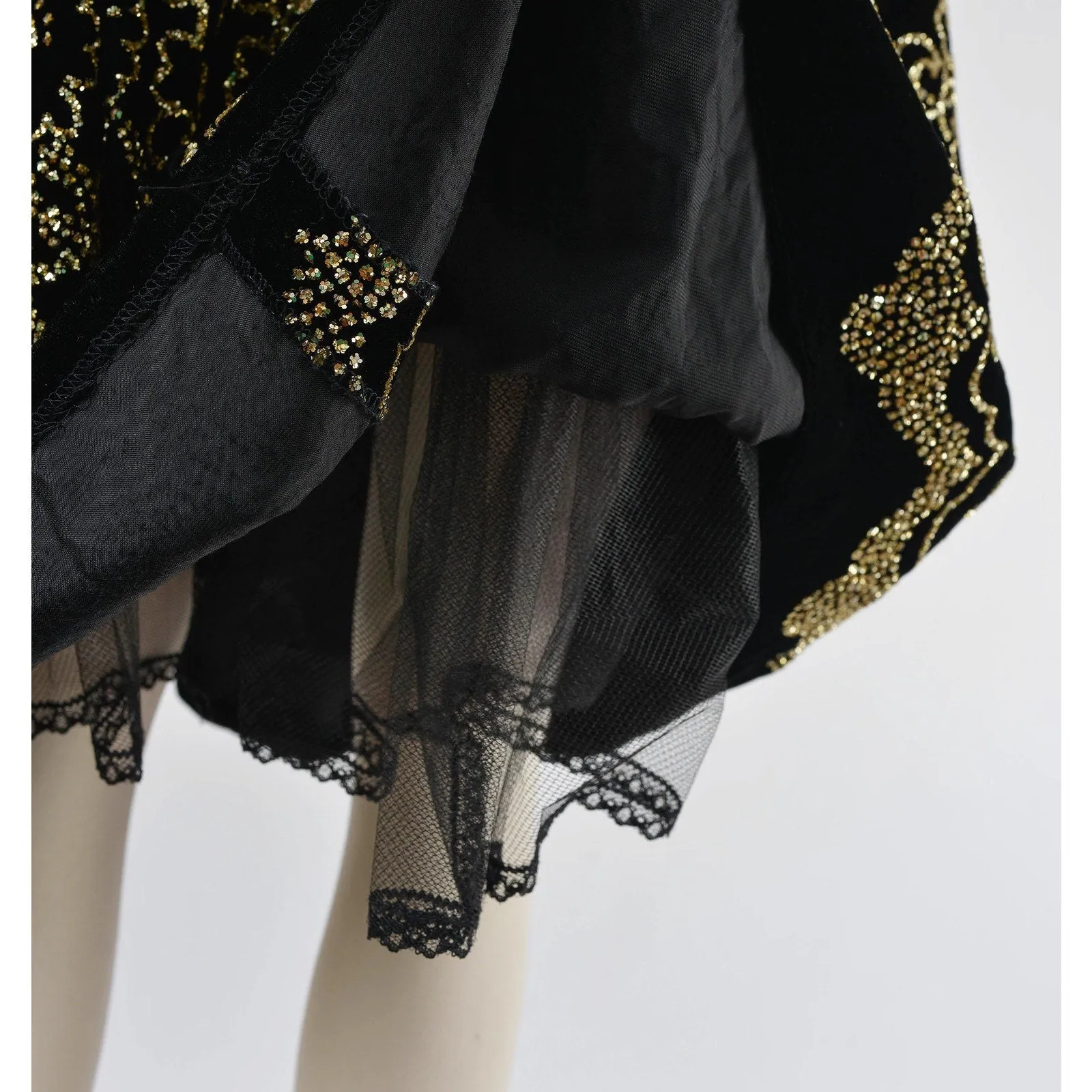 Vintage 80s Black Velvet Party Dress | Scott McClintock Off Shoulder Drop Waist Dress Metallic Gold Glitter Floral Dress size S M