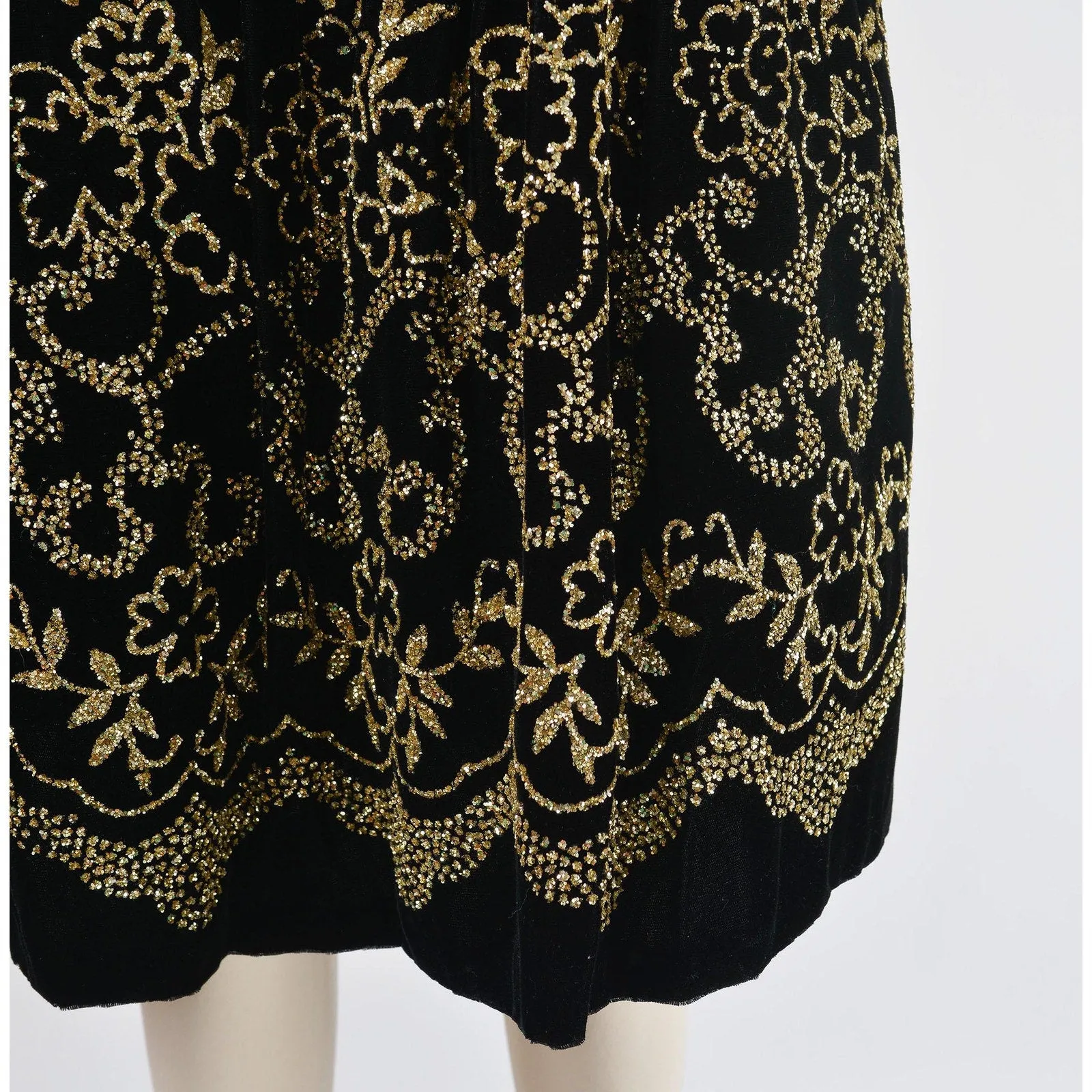 Vintage 80s Black Velvet Party Dress | Scott McClintock Off Shoulder Drop Waist Dress Metallic Gold Glitter Floral Dress size S M