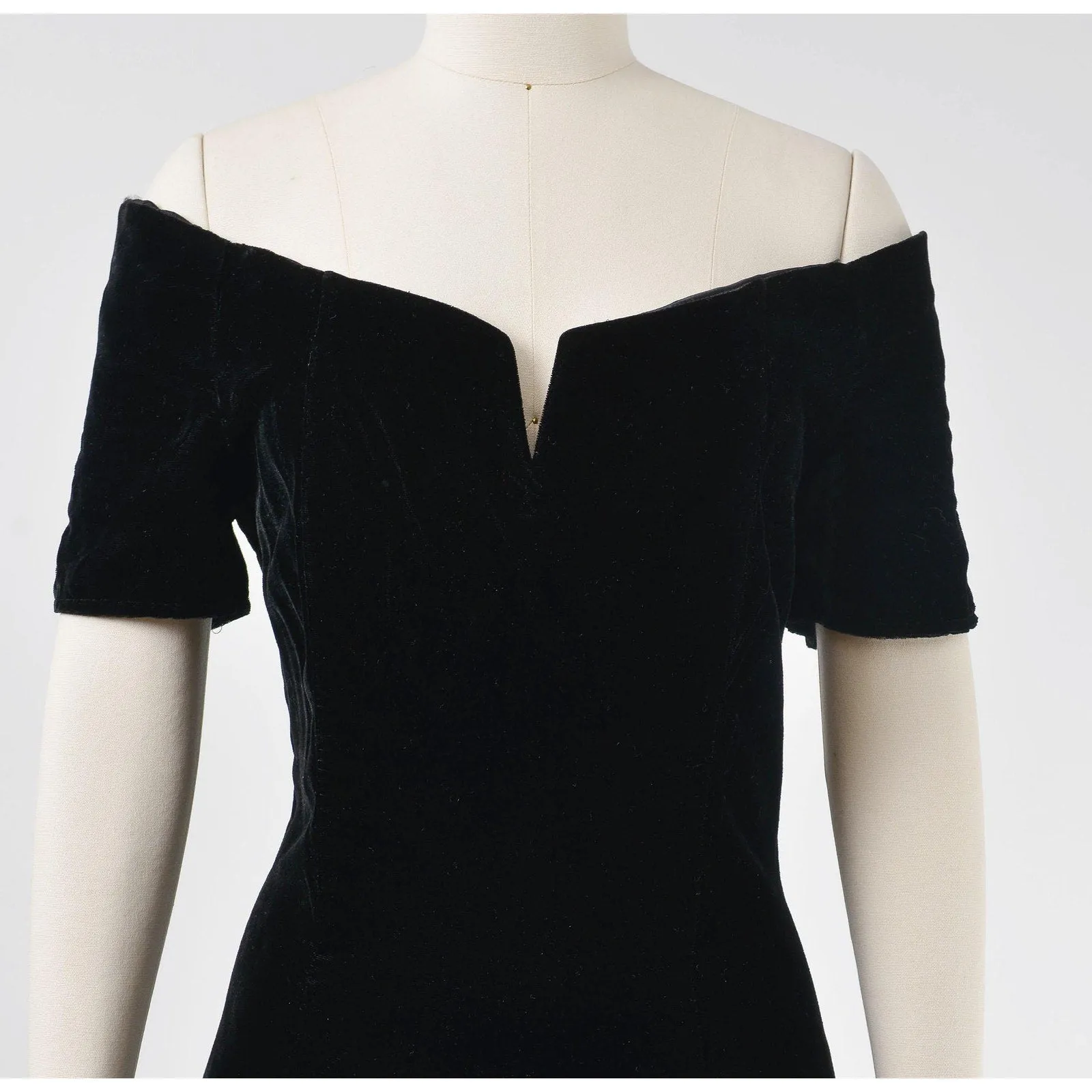 Vintage 80s Black Velvet Party Dress | Scott McClintock Off Shoulder Drop Waist Dress Metallic Gold Glitter Floral Dress size S M